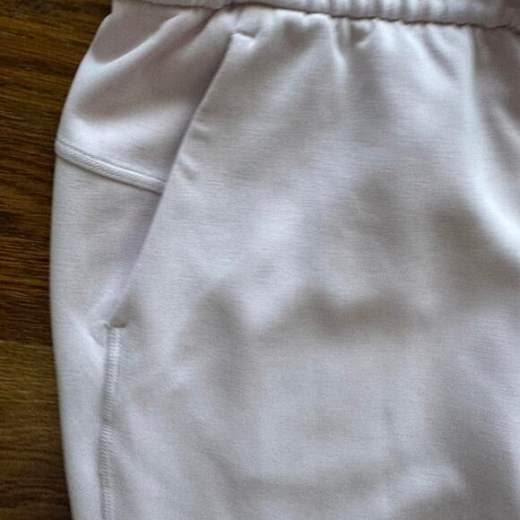 Lululemon pale pink dusty - Picture 3 of 3